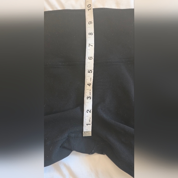 Alo Yoga Black Cropped Leggings High Waist Airbrush Style Size M - Picture 9 of 11